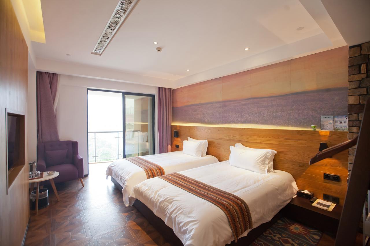 Aizhu Boutique Theme Hotel Xiamen Bagian luar foto