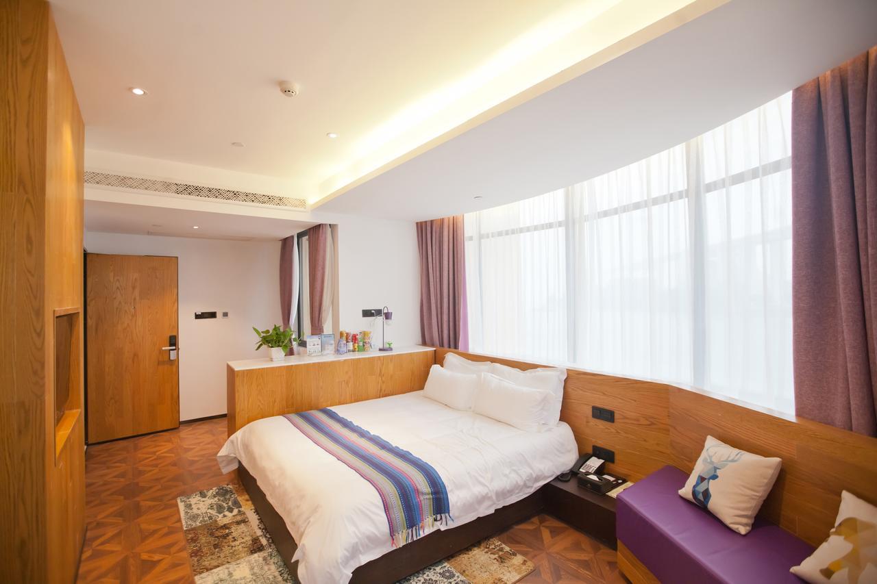 Aizhu Boutique Theme Hotel Xiamen Bagian luar foto